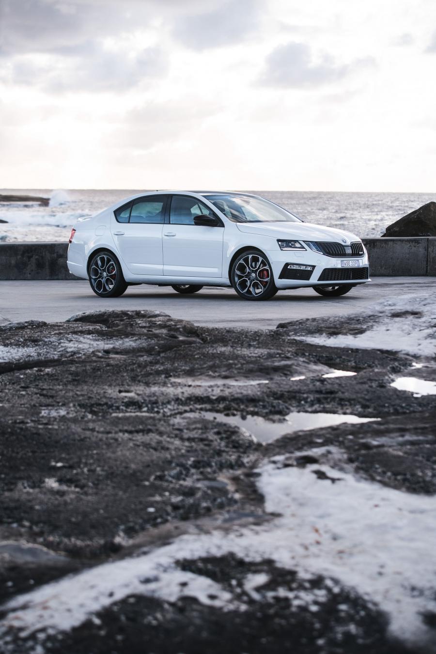  Skoda Octavia RS 245 (5E) 2017 года  (AU) (фото 10 из 40)